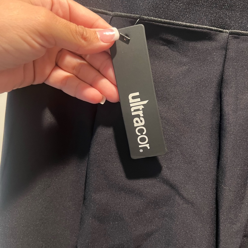 Ultracor Essential Pavo Jogger in Nero! From revolve. *Sold out online*. - Picture 2 of 2